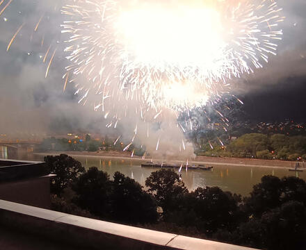 Enjoy the August fireworks from your terrace or from the rooftop (photo).
